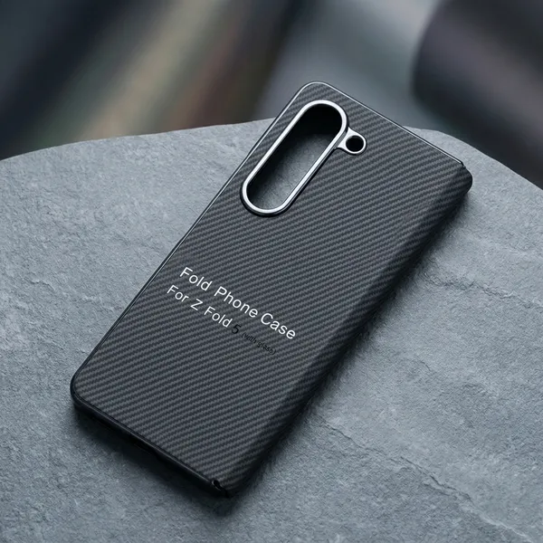 Black_Carbon_Fiber_Texture_Polycarbonate_Phone_Case_For_Z_Fold