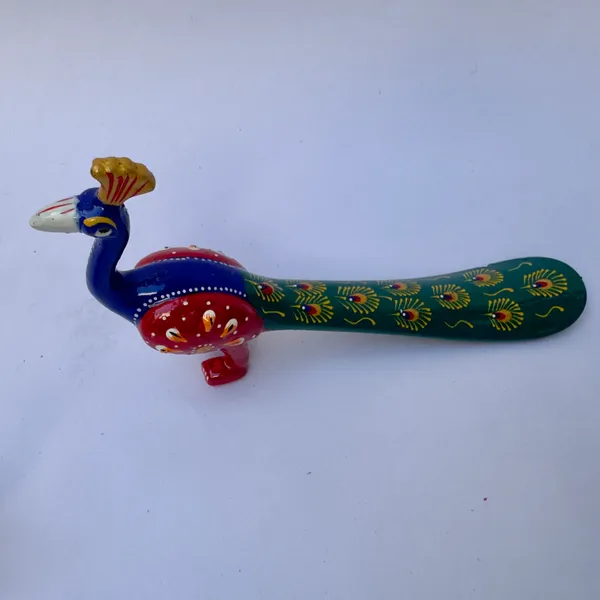 Hand_Painted_Wooden_Peacock_Decorative_Showpiece