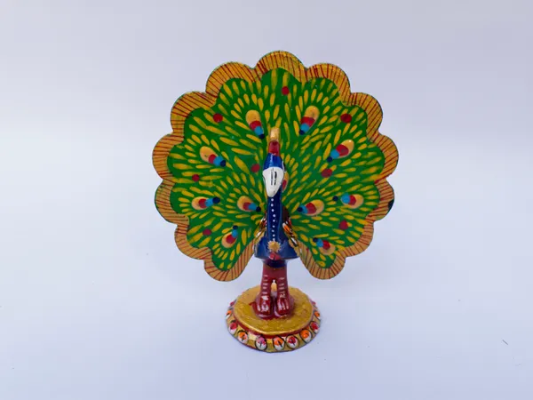 Hand_Painted_Peacock_Decorative_Showpiece