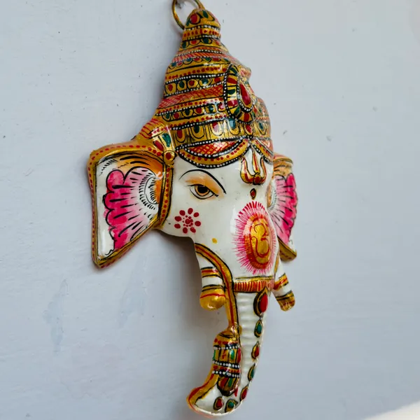 Hand_Painted_Metal_Ganesha_Wall_Hanging_Decor