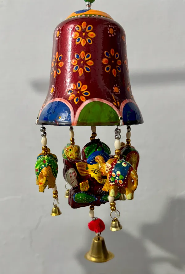 Handcrafted_Decorative_Bell_With_Elephant_Motif