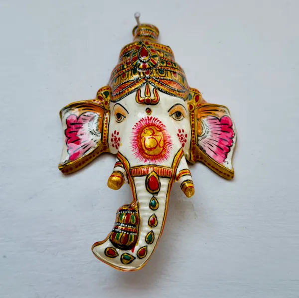 Hand_Painted_Metal_Ganesha_Wall_Hanging_Decor