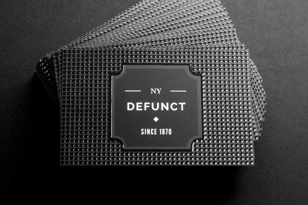 Printmakers_Spot_UV_Black_Gold_Business_Card_350_Gsm_Pack_Of_100