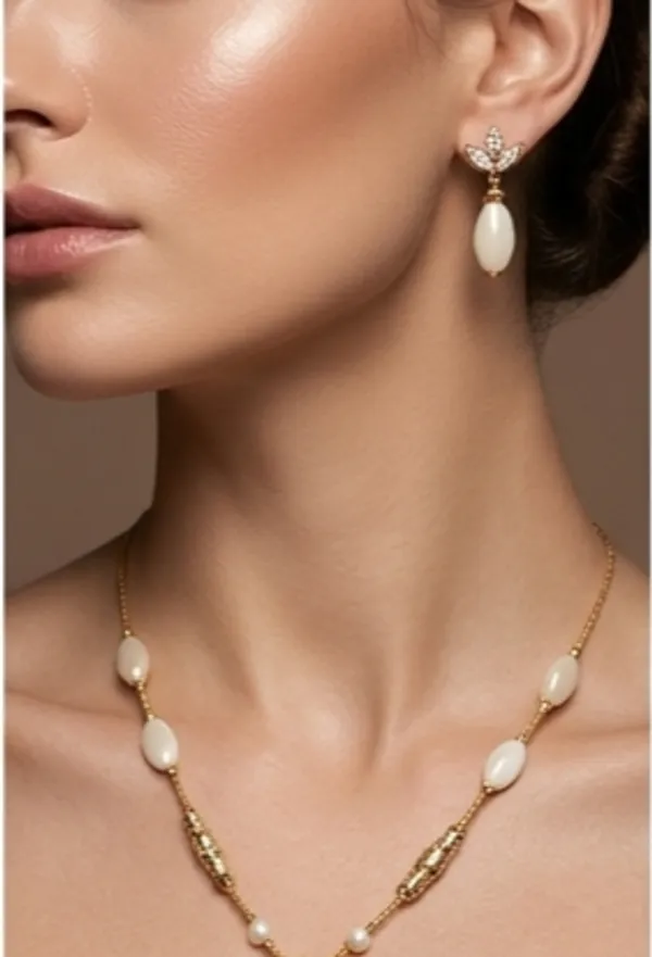 SLEAK_ITALIAN_CHAIN_SET_WITH_FANCY_PENDENT