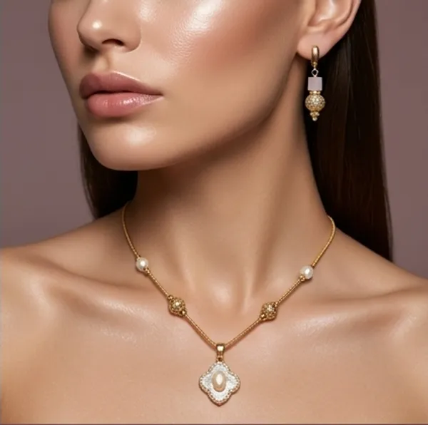 SLEAK_ITALIAN_CHAIN_SET_WITH_FANCY_PENDENT