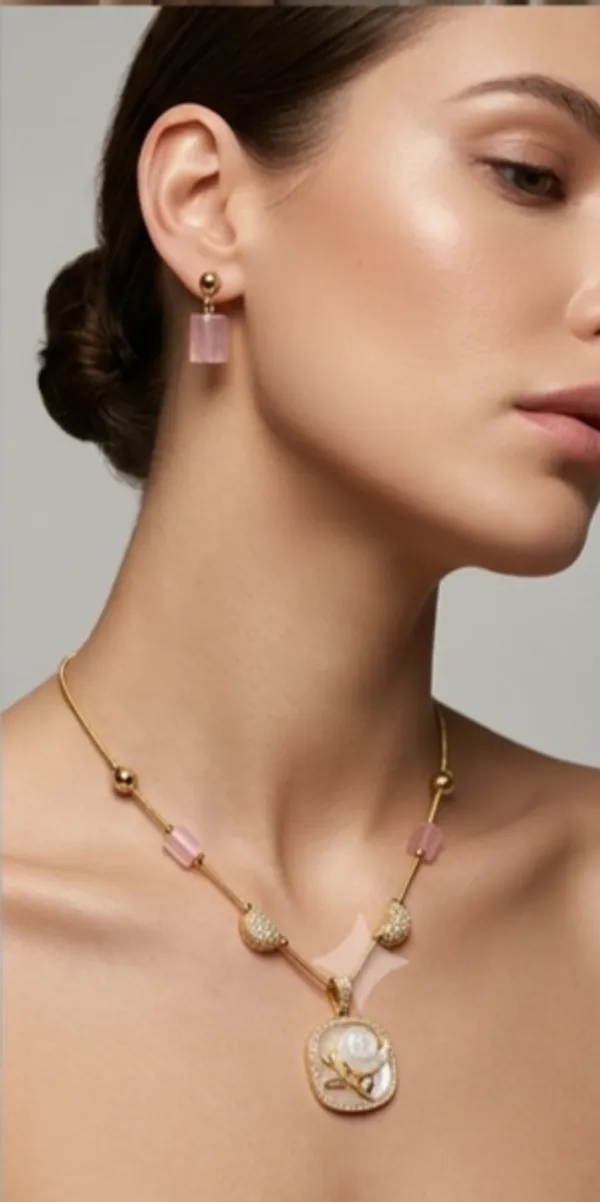 SLEAK_ITALIAN_CHAIN_SET_WITH_FANCY_PENDENT
