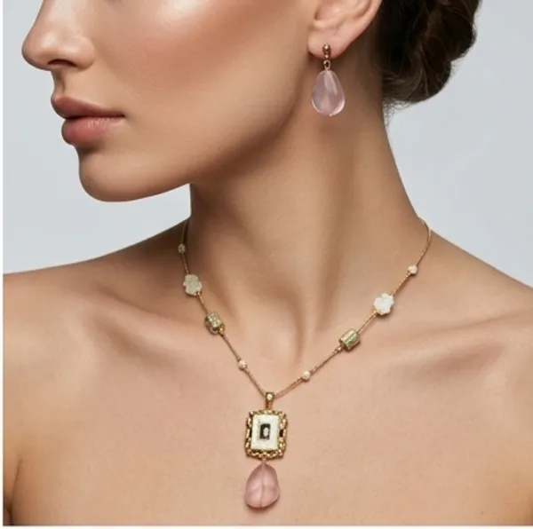 SLEAK_ITALIAN_CHAIN_SET_WITH_FANCY_PENDENT