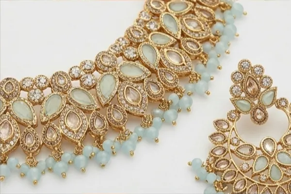Mint_Kundan_Necklace_Set_With_Matching_Earrings