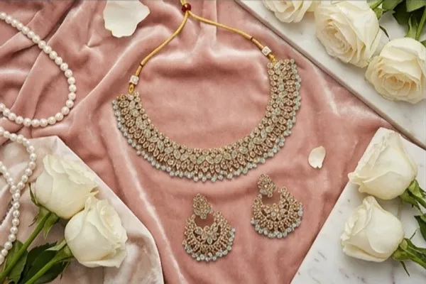 Mint_Kundan_Necklace_Set_With_Matching_Earrings