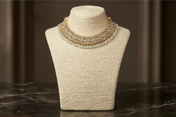 Mint_Kundan_Necklace_Set_With_Matching_Earrings