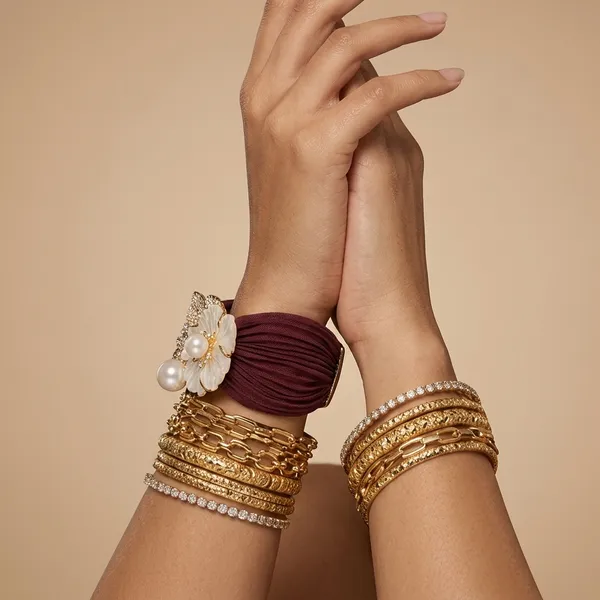 Maroon_Silk_Floral_Pearl_Embellished_Bracelet_For_Women