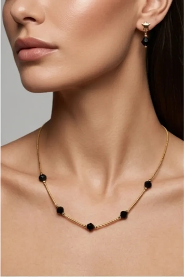 SLEAK_ITALIAN_CHAIN_SET_WITH_FANCY_PENDENT