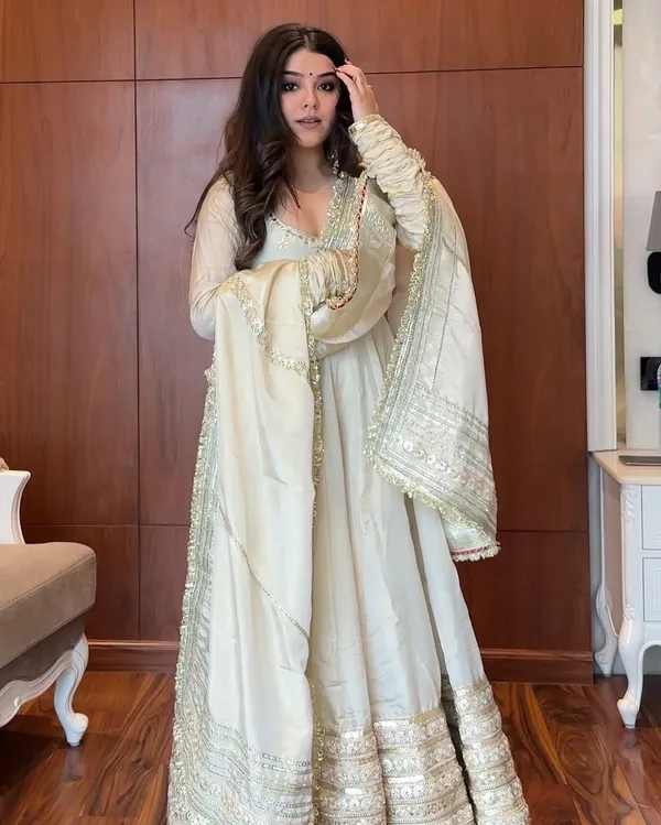Lace_Blossom_Gold_Anarkali_Set