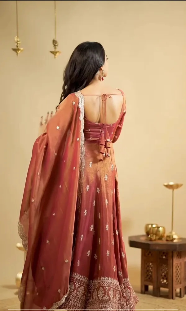 Krushnavi_Cosmo_Slit_Anarkali_Suit_Set