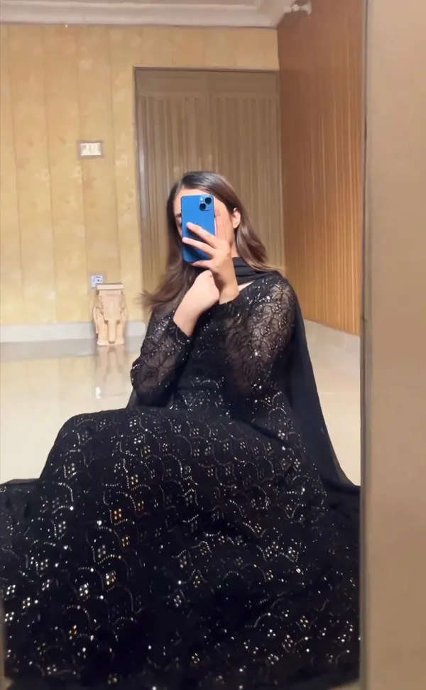 Aakansha_Balck_Anarkali_Suit_Set