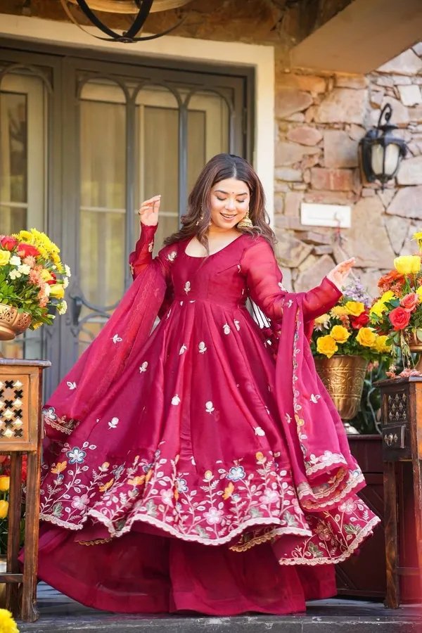 Designer_Anarkali_Plazoo_Set_With_Thread_Sequin_Work_And_Dupatta