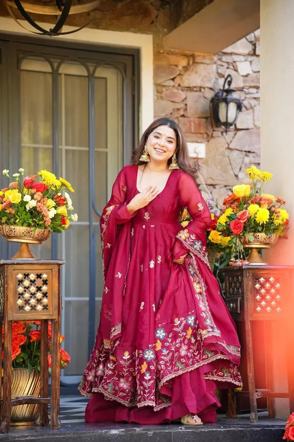 Designer_Anarkali_Plazoo_Set_With_Thread_Sequin_Work_And_Dupatta