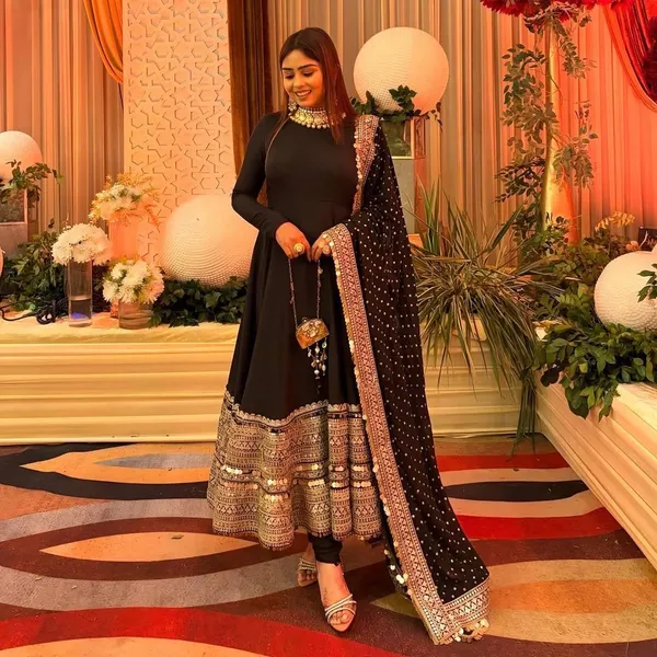 Heritage_Roman_Silk_Anarkali_With_Premium_Dupatta_Set_Yellow