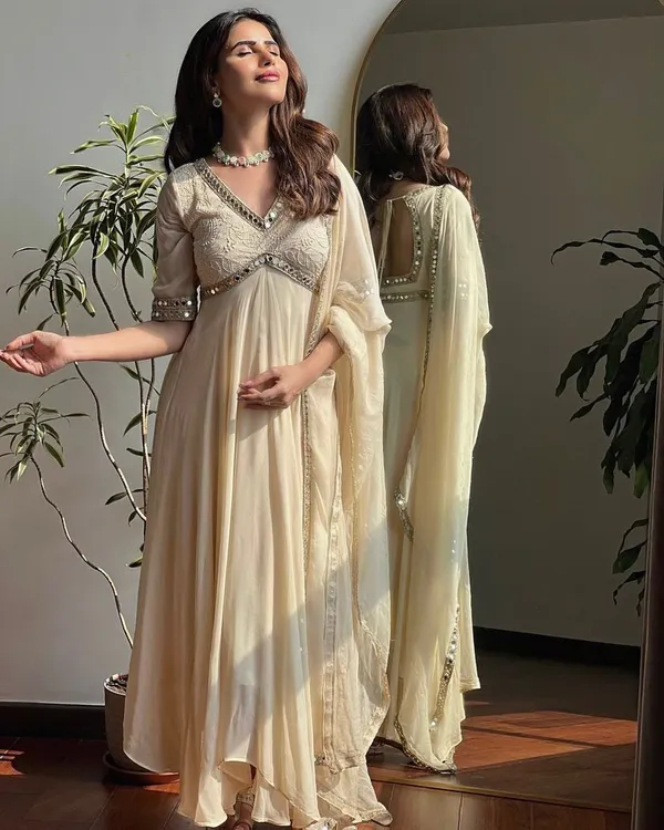 Zehra_Noor_Mirror_Anarkali_Set