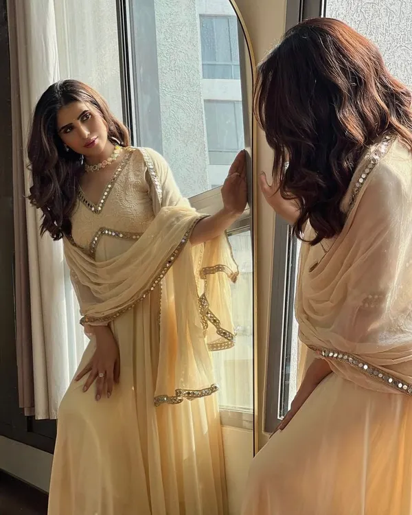 Zehra_Noor_Mirror_Anarkali_Set