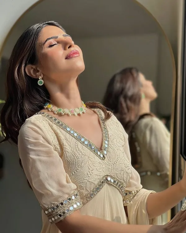 Zehra_Noor_Mirror_Anarkali_Set