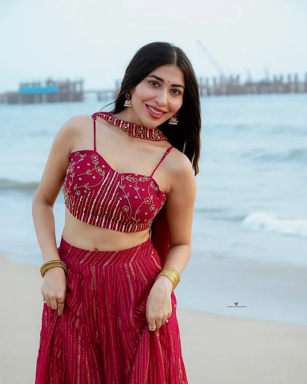 Modern_Ethnic_Red_Co_Ord_Look_Default_Title