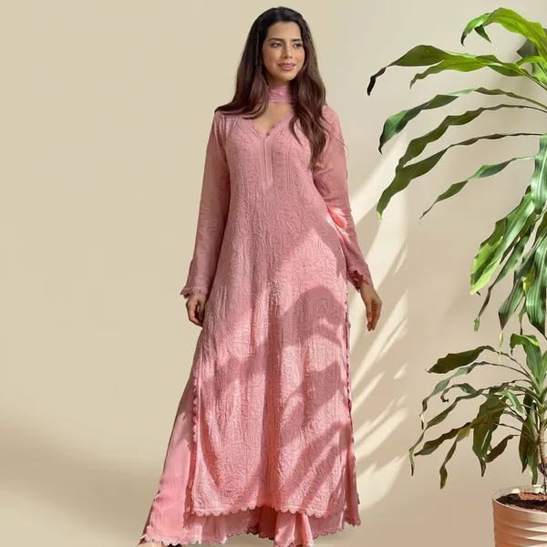 Beautiful_Cotton_Thread_Embroidered_Suit_Pink_Ready_To_Wear