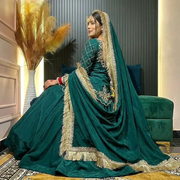 New_Arrival_Premium_Natural_Crepe_Silk_Lehenga_Set_Green