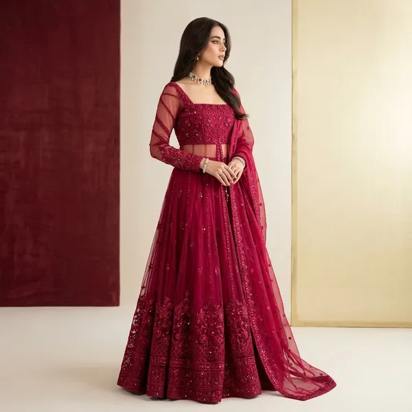 Raagini_Elegant_Lehenga_Set_With_Traditional_Flair