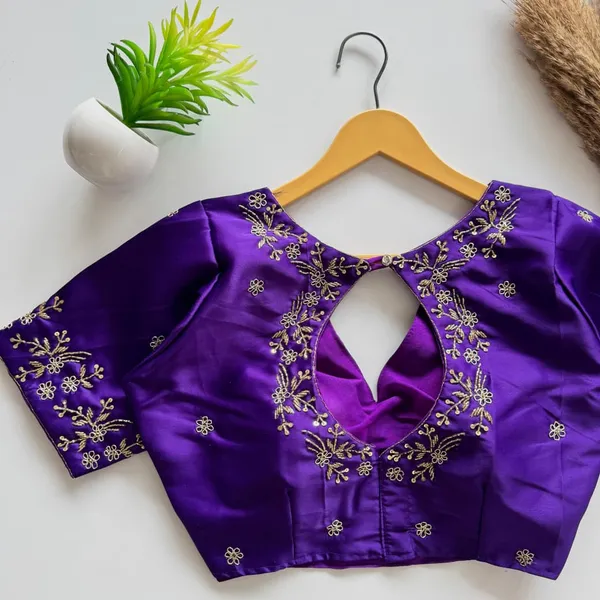 Designer_Soft_Silk_Blouse_With_Handwork_Embroidery_Festival_Collection
