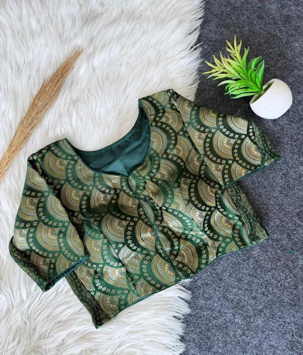 Elegant_Banarasi_Silk_Blouse_with_Side_Elastic_&_Traditional_Weaving_Work