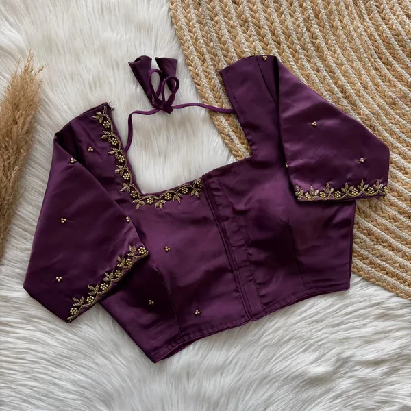 Premium_Kasaba_Silk_Padded_Blouse_with_Exquisite_Handwork_Embroidery