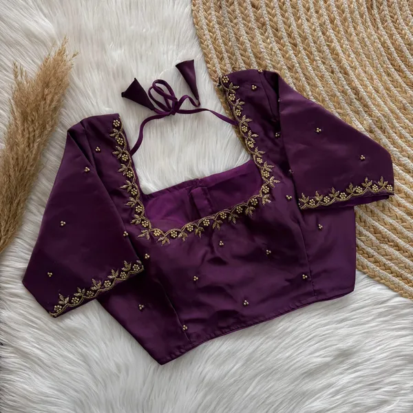 Premium_Kasaba_Silk_Padded_Blouse_with_Exquisite_Handwork_Embroidery