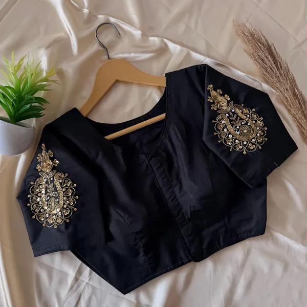 Pista_Silk_Readymade_Blouse_Handwork_Sequin_Design