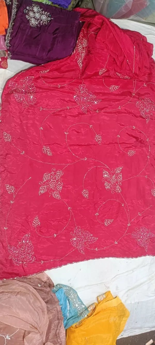 Red_&_Purple_Chiffon_Embroidered_Saree_With_Blouse_Piece