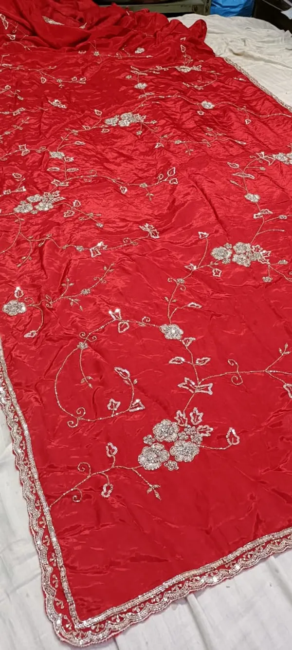 Red_Embroidered_Floral_Saree_With_Golden_Detailing_For_Women