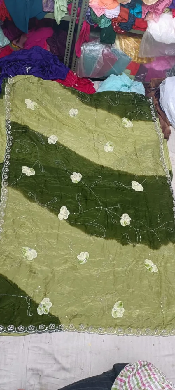 Green_Organza_Embroidered_Floral_Saree_For_Women