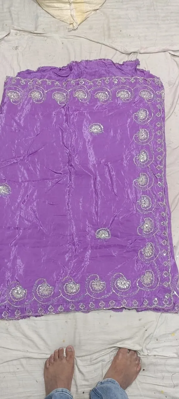 Purple_Georgette_Embroidered_Saree_With_Sequin_Border_For_Women