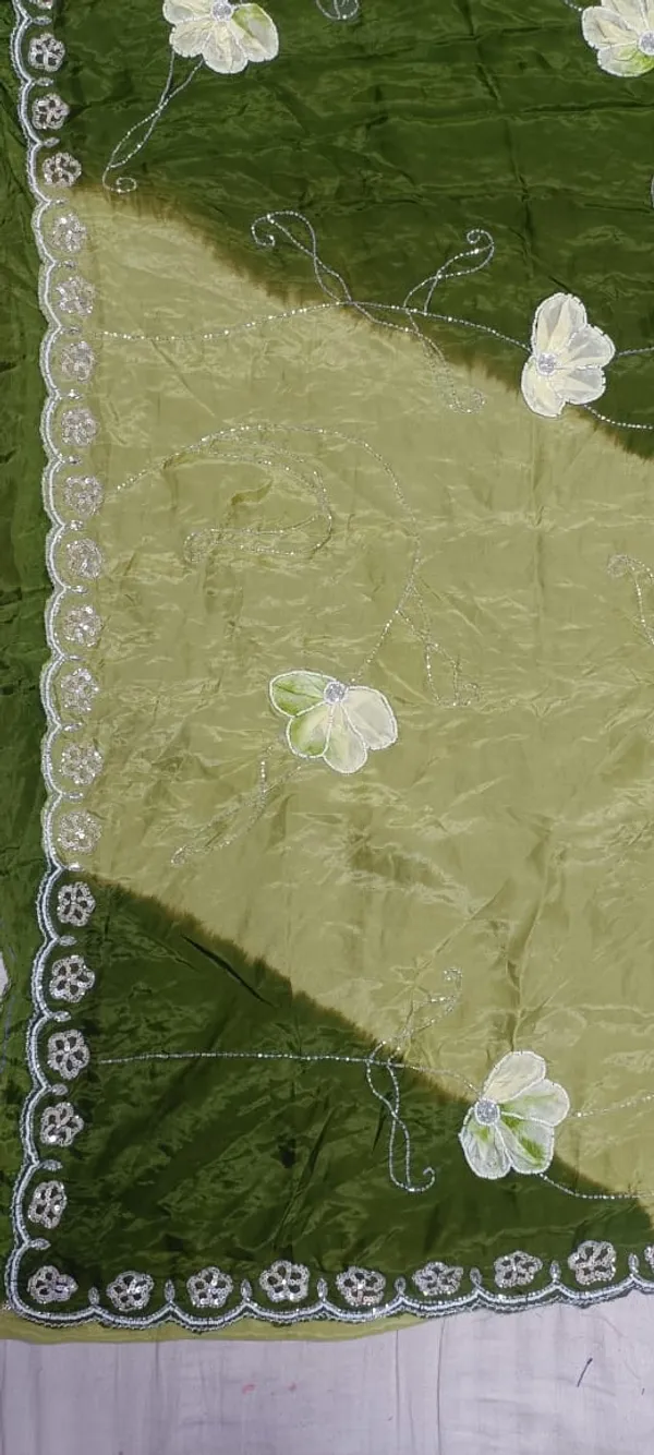 Green_Organza_Embroidered_Floral_Saree_For_Women