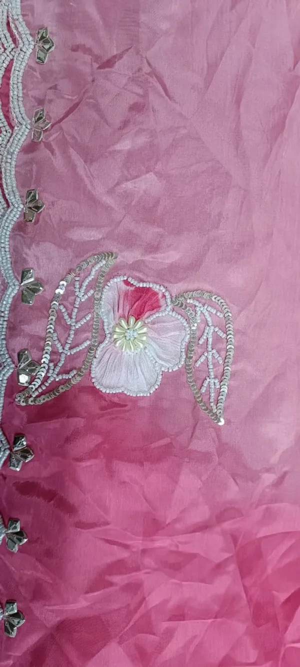 Pink_Net_Embroidered_Floral_Saree_For_Women