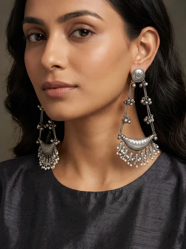 Silver_Oxidized_German_Silver_Chandbali_Earrings_For_Women_(Anti-Tarnish)