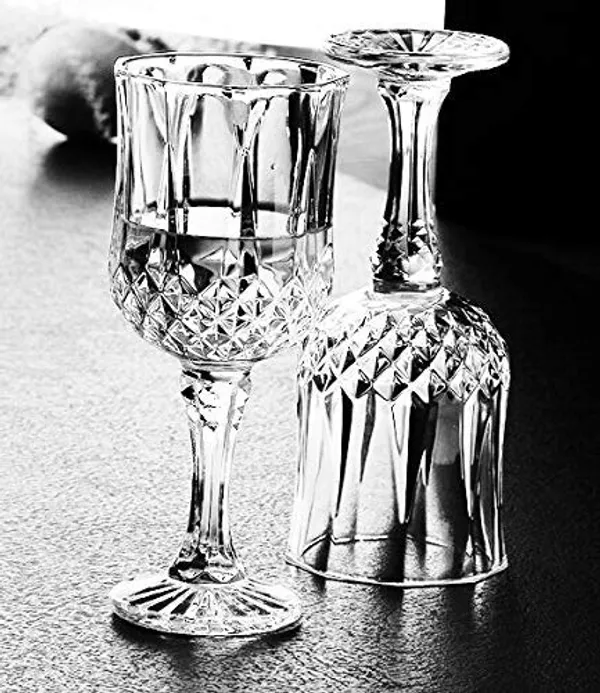 Vilon_Italian_Premium_Glass_Wine_Glass_Set_4_Pieces_Clear_220_Ml