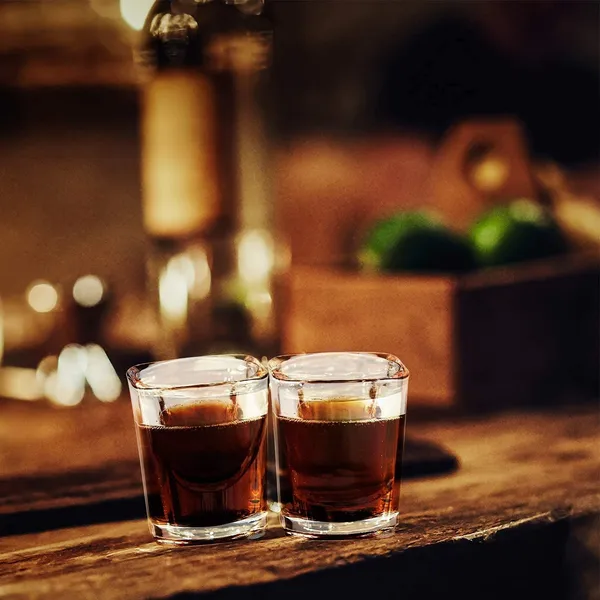 Heavy_Base_Tequila_Shot_Glass_60_Ml_Set_6_Crystal_Square_Shot_Glasses_For_Party_Bar_Vodka__Transparent_Brown_Tray_Not_Include
