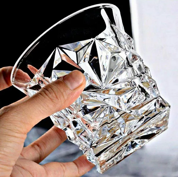 Vilon_Italian_Premium_Whiskey_Glass_Clear_Crystal_Whiskey_Glass_300_Ml_Set_Of_4_Diamond_Crystal