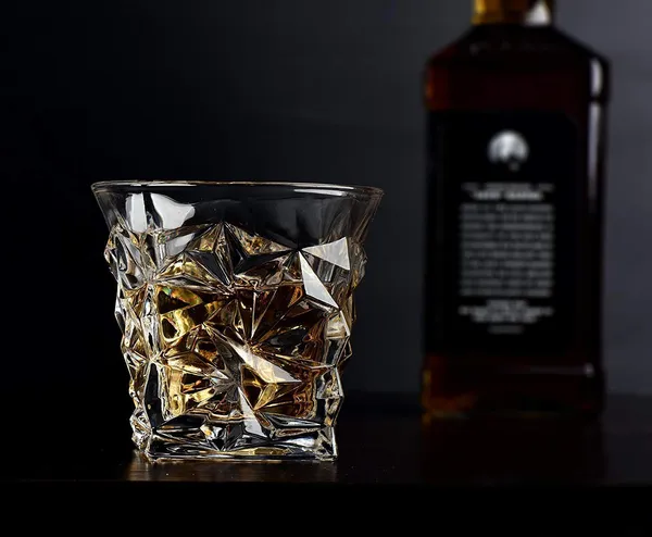 Vilon_Italian_Premium_Whiskey_Glass_Clear_Crystal_Whiskey_Glass_300_Ml_Set_Of_4_Diamond_Crystal
