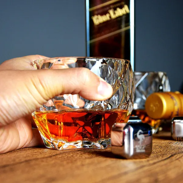 Vilon_Italian_Premium_Whiskey_Glass_Clear_Crystal_Whiskey_Glass_300_Ml_Set_Of_4_Giant