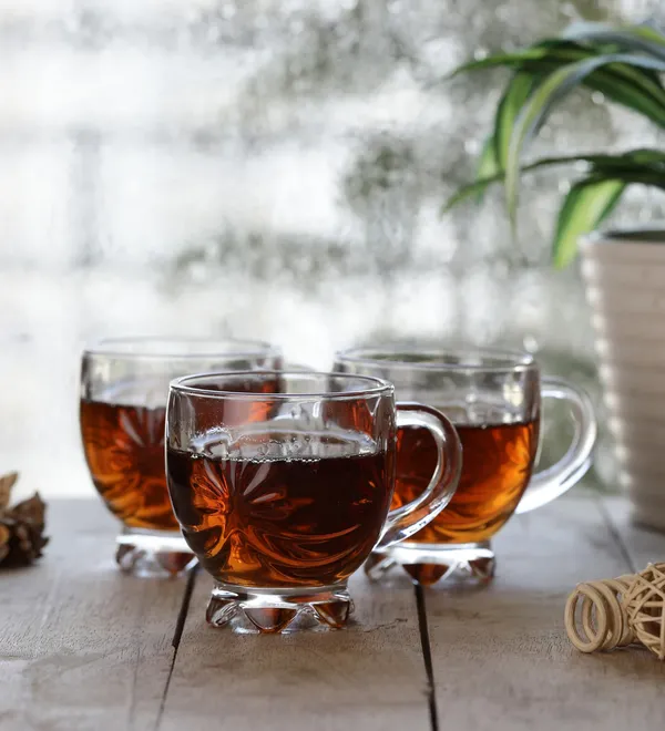 Vilon_Italian_Premium_Glass_Tea_Cup_Set_Coffee_Mugs_With_Handle_Transparent_Drinking_Cup_For_Milk_Cappuccino_Hot_Chocolate_Cold_Beverages_150ml_Set_Of_6_Star_Teacup_150ml_6