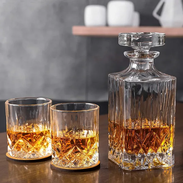 Crystal_Clear_Decanter_And_Glasses_Set_Stylish_1_Decanter_750ml_And_6_Glass_300ml_Set_Perfect_For_Whiskey_Scotch_Wine_Vodka_Tequila_Rum
