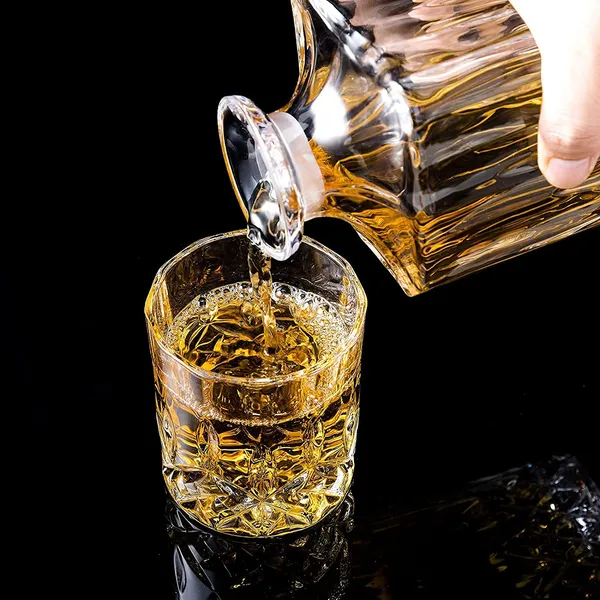Crystal_Clear_Decanter_And_Glasses_Set_Stylish_1_Decanter_750ml_And_6_Glass_300ml_Set_Perfect_For_Whiskey_Scotch_Wine_Vodka_Tequila_Rum