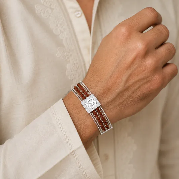 Adiyogi_4-Layer_Rudraksh_Bracelet_for_Meditation_&_Shiv_Bhakti_|_Temple_Tales